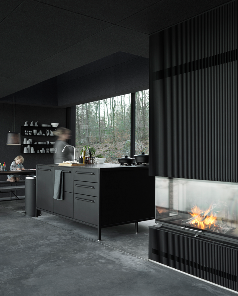 vipp-shelter-egelunds-kitchen01-low-768x956