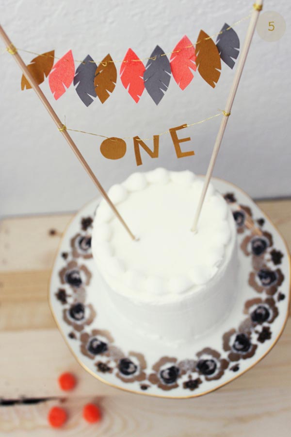 Feather-Cake-Topper_Kelli-Murray_